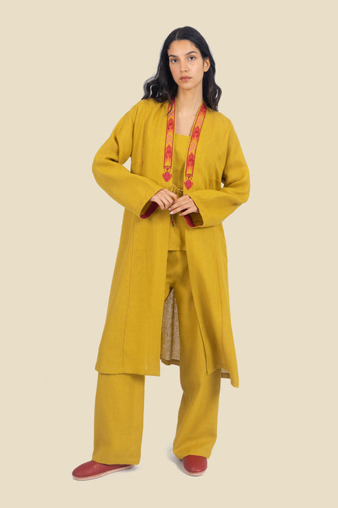 Embroidered long sleeves coat in linen